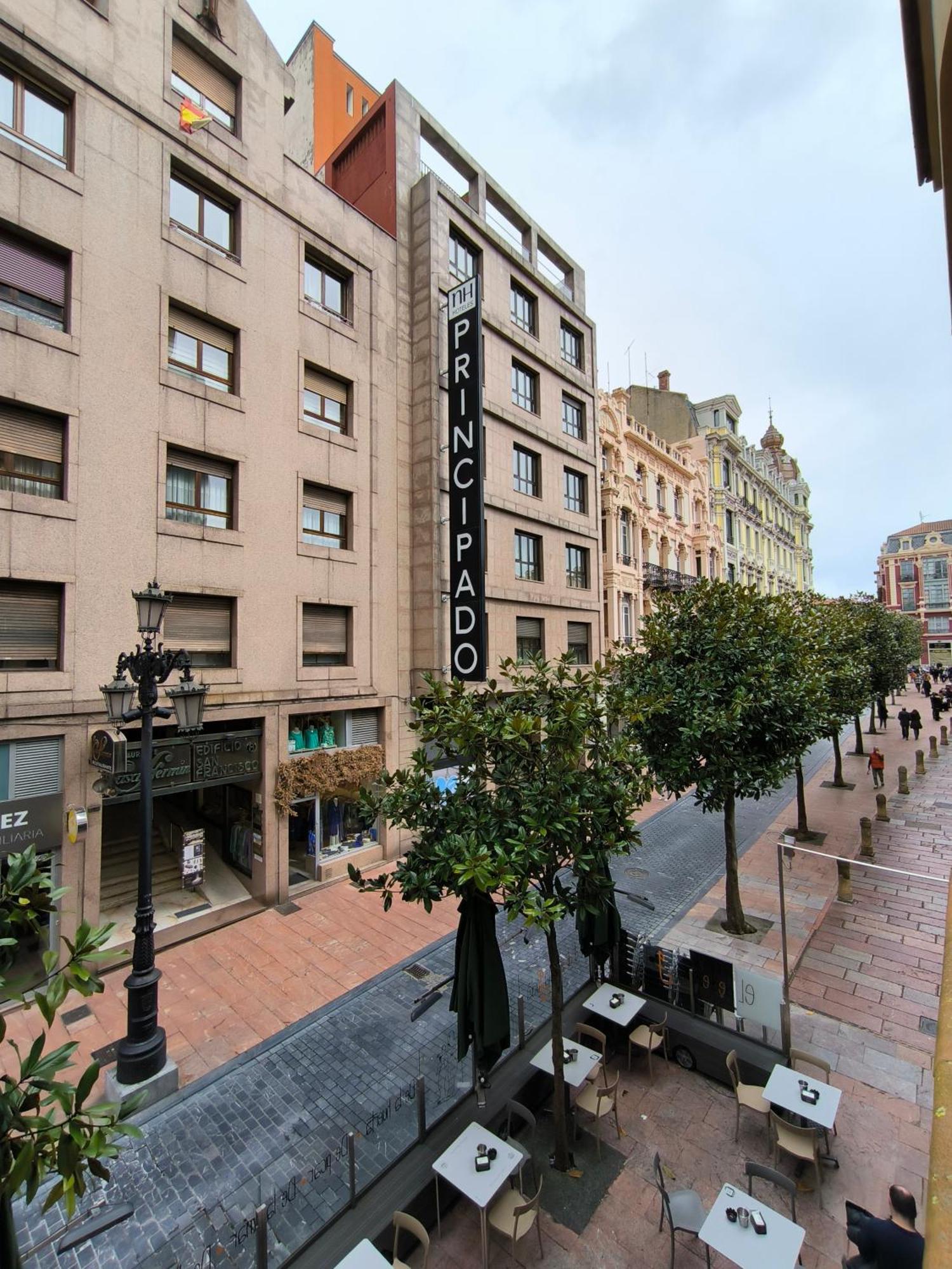 Desde El Mismo Centro. Apartamento *